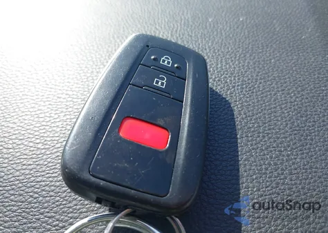 2019 Toyota Rav4 Xle Premium from USA, damaged, VIN 2T3C1RFV9KW010106